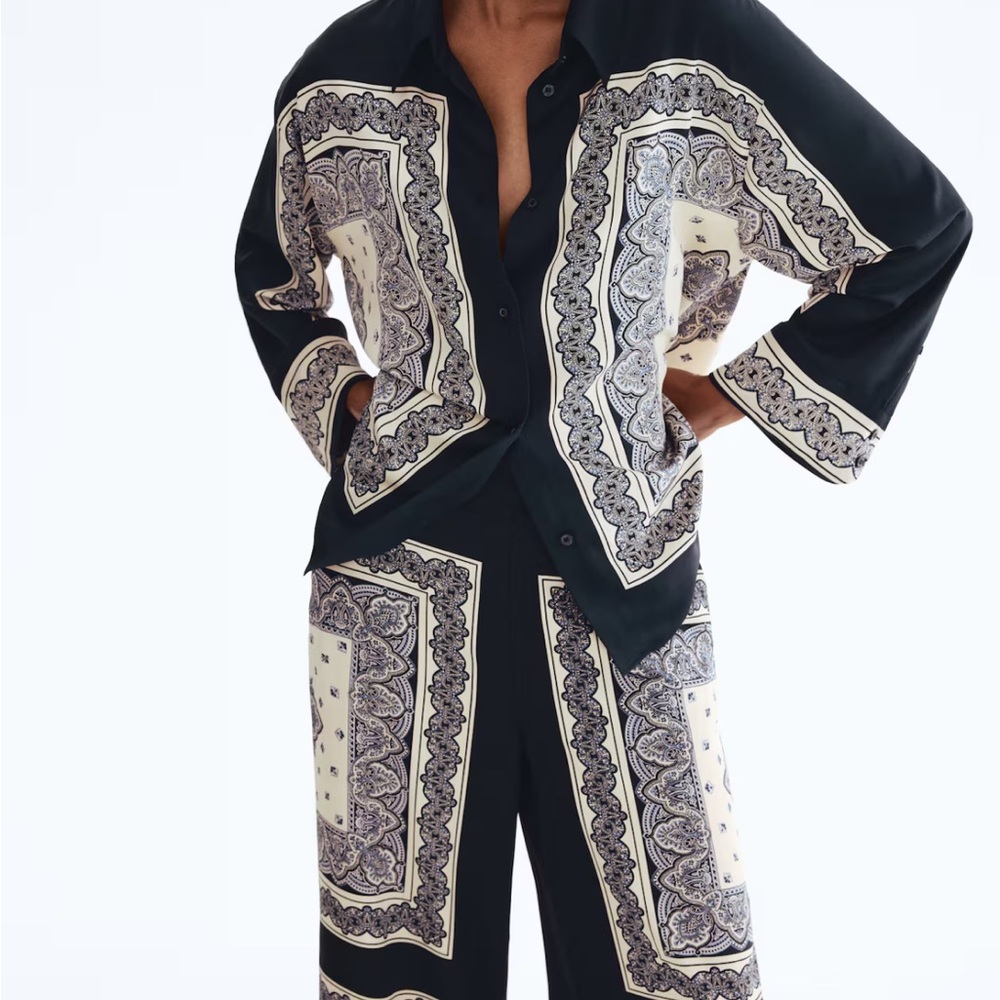 Patterned navy and Cream Women's oversized twill top